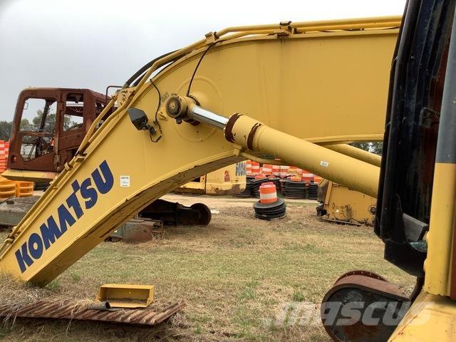 Komatsu  Forvarderi kraanad