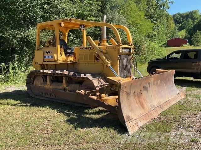 Komatsu D65E-6 Buldooserid