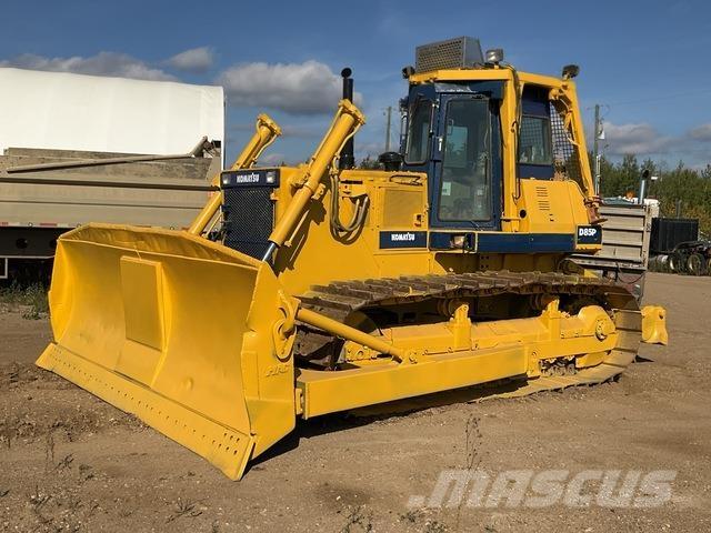 Komatsu D85P Buldooserid