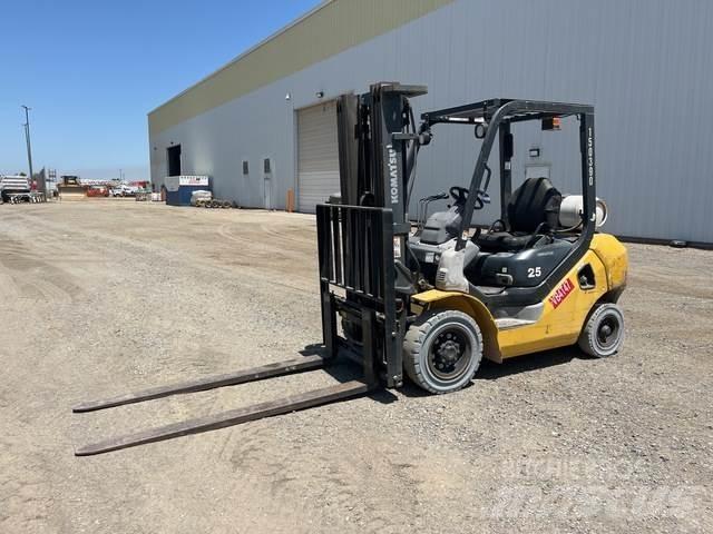 Komatsu FG25T Muu