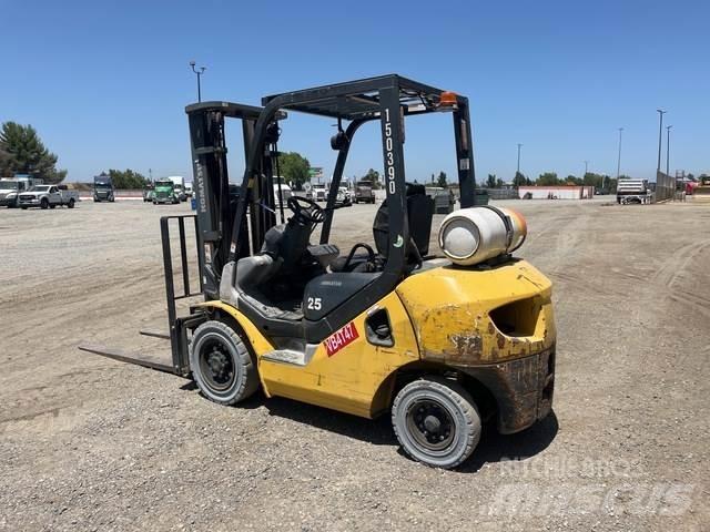 Komatsu FG25T Muu