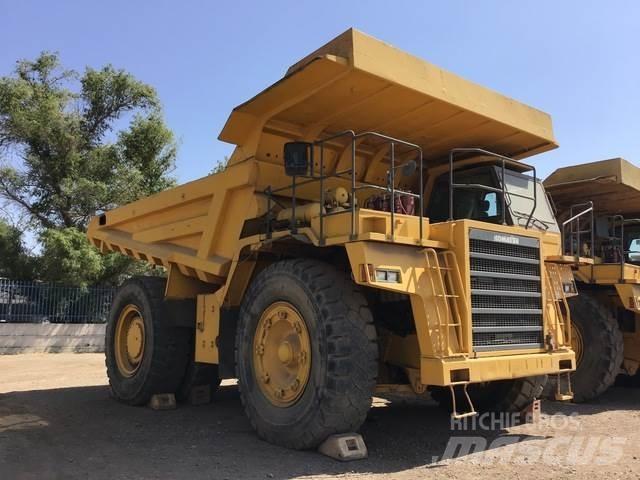 Komatsu HD785-3 Liigendraamiga pinnaseveokid