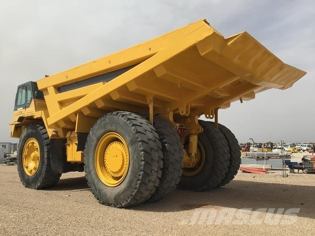 Komatsu HD785-5 Liigendraamiga pinnaseveokid