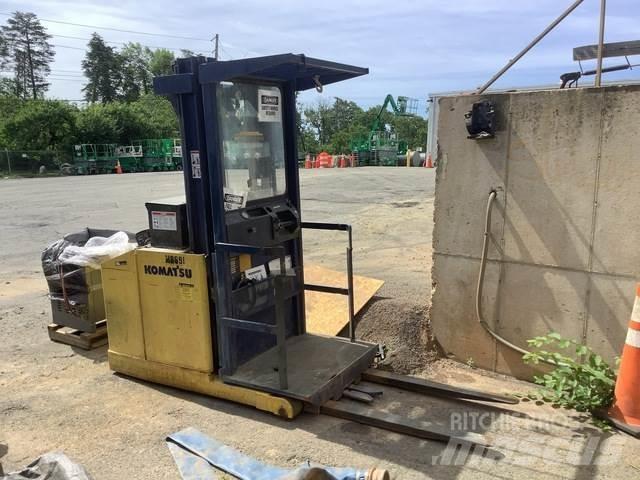 Komatsu MPF15 Keskmise kõrgusega komplekteerimistõstukid
