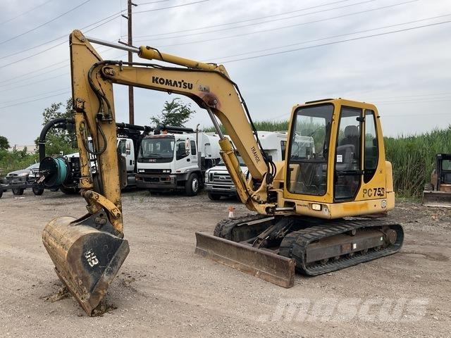 Komatsu PC75R Roomikekskavaatorid