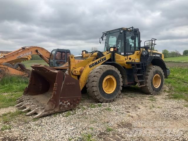 Komatsu WA380 Rataslaadurid