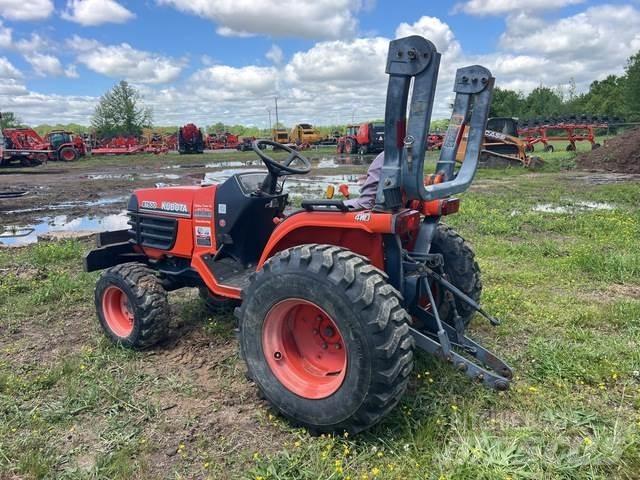 Kubota B7500DT Kompakttraktorid