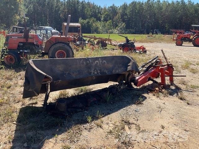 Kubota DM1024 Niidukid