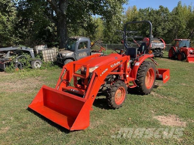 Kubota L2501DT Kompakttraktorid