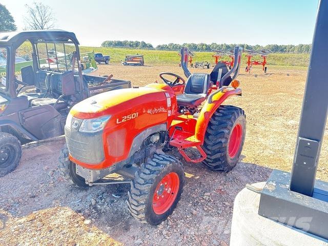 Kubota L2501DT Kompakttraktorid