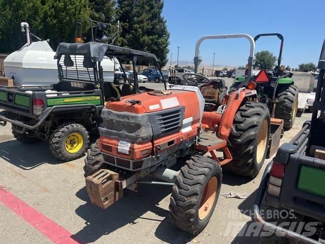 Kubota L3010D Kompakttraktorid