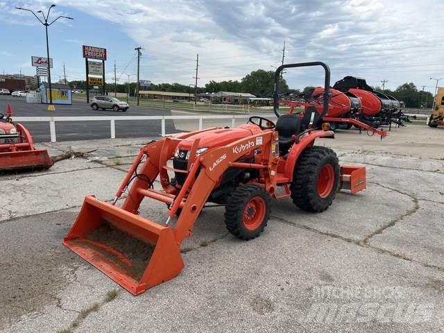 Kubota L3901DT Kompakttraktorid