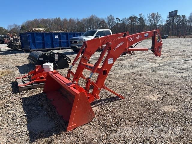 Kubota LA1065A Muu
