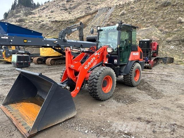 Kubota R640 Rataslaadurid