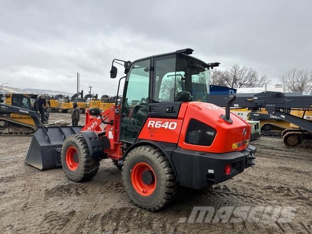 Kubota R640 Rataslaadurid