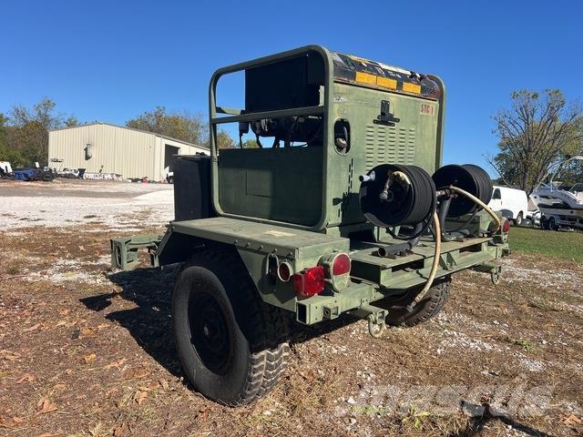  Landa Kergsurvepesurid