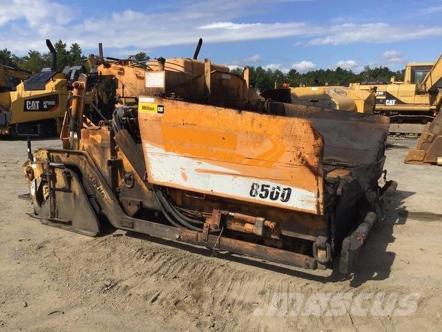 LeeBoy L8500T Asfaldilaoturid