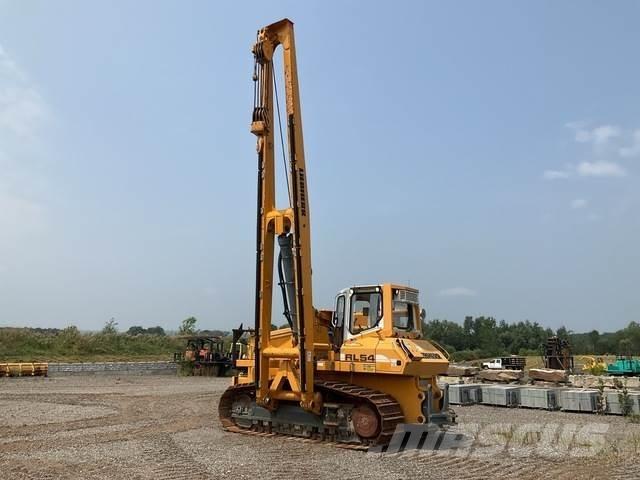 Liebherr RL54 Torupaigaldajad