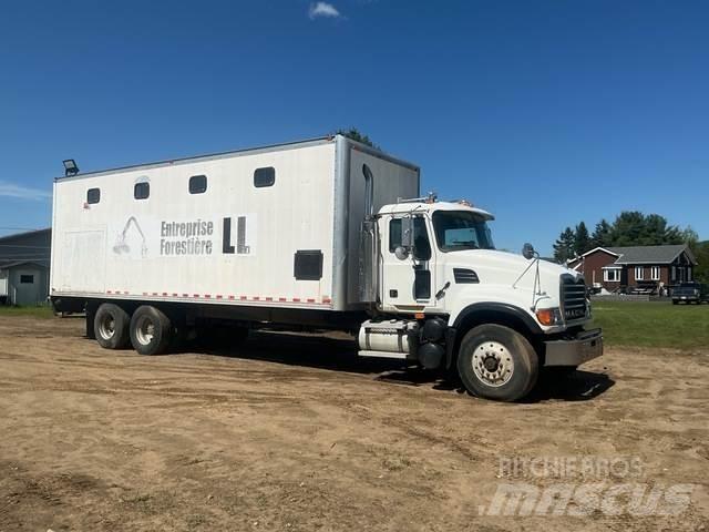 Mack 700 Madelkaubikud