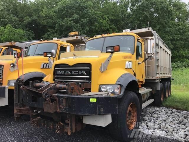 Mack 700 Lumesahad