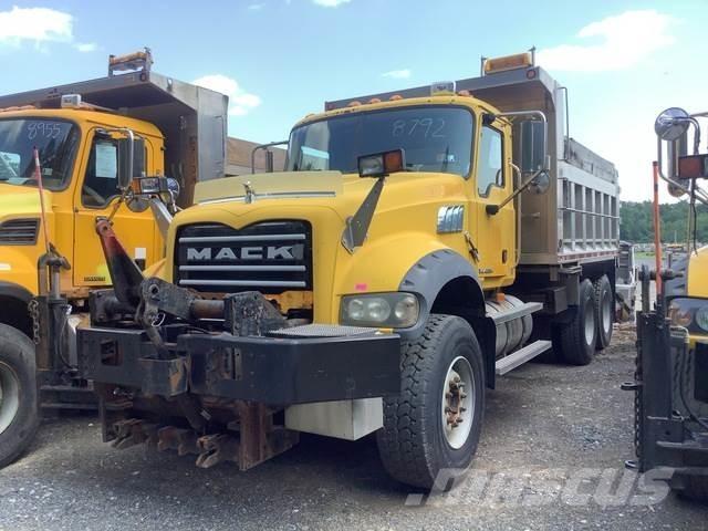 Mack 700 Lumesahad