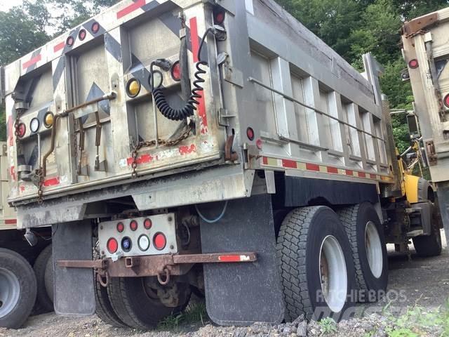 Mack 700 Lumesahad