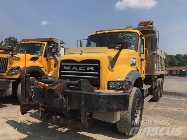 Mack 700 Lumesahad