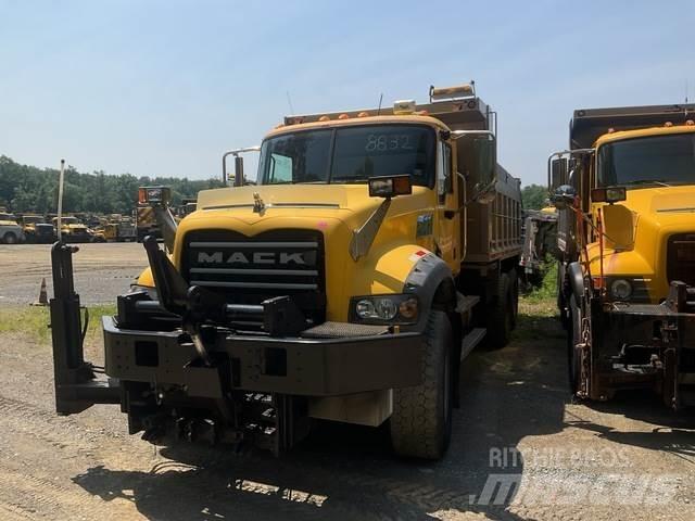 Mack 700 Lumesahad