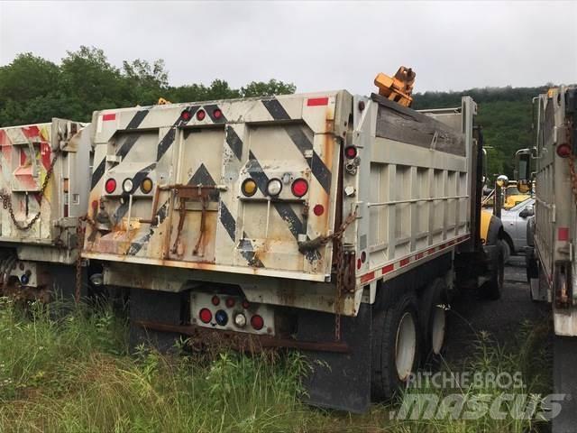 Mack 700 Lumesahad