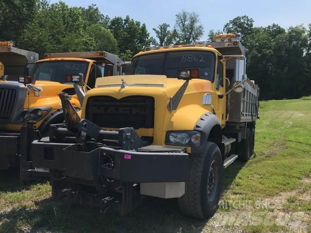 Mack 700 Lumesahad