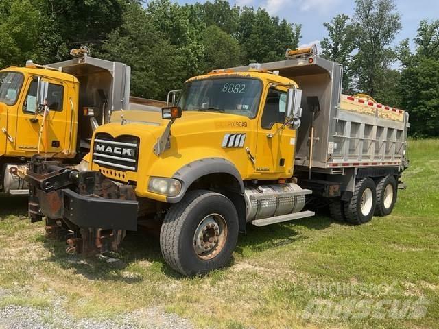 Mack 700 Lumesahad