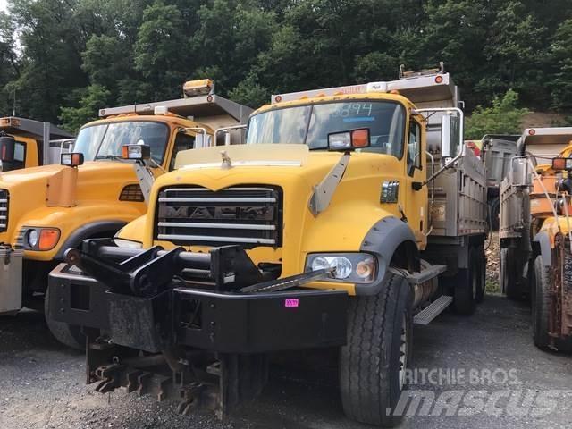 Mack 700 Lumesahad