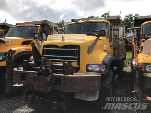 Mack 700 Lumesahad