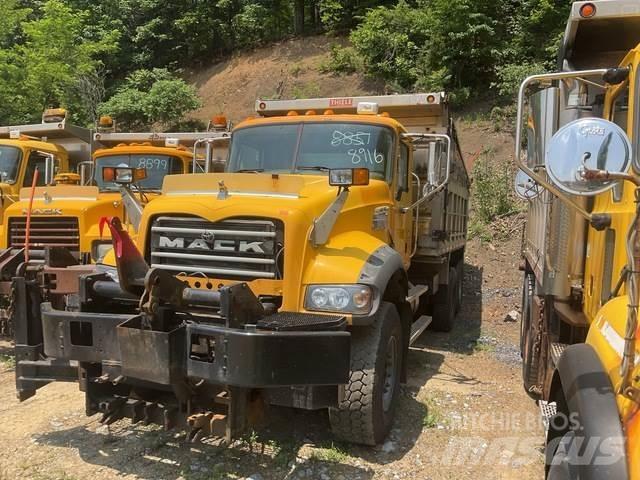 Mack 700 Lumesahad