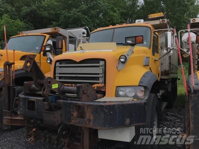 Mack 700 Lumesahad