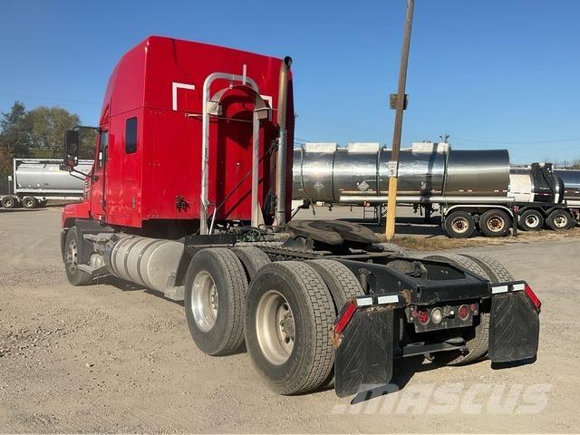 Mack AN64T Sadulveokid