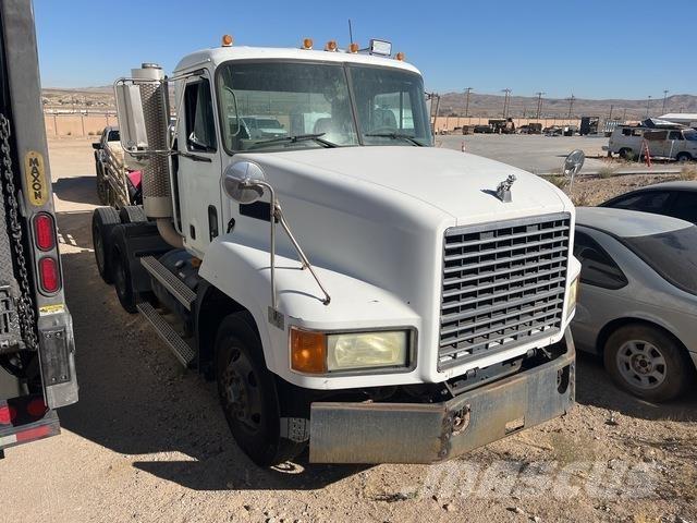 Mack CH613 Sadulveokid