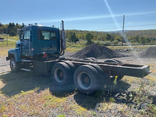 Mack CH613 Kabiinid
