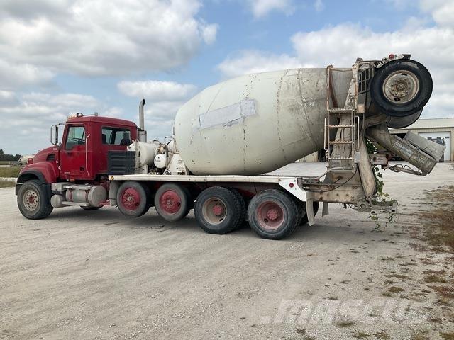Mack CV513 Muud veokid