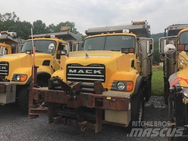 Mack CV700 Lumesahad