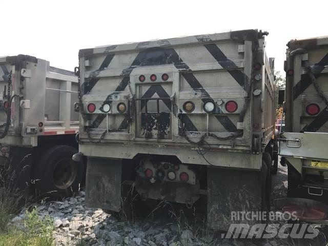Mack CV700 Lumesahad