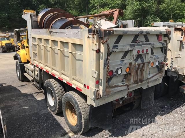 Mack CV700 Lumesahad