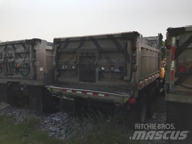 Mack CV700 Lumesahad