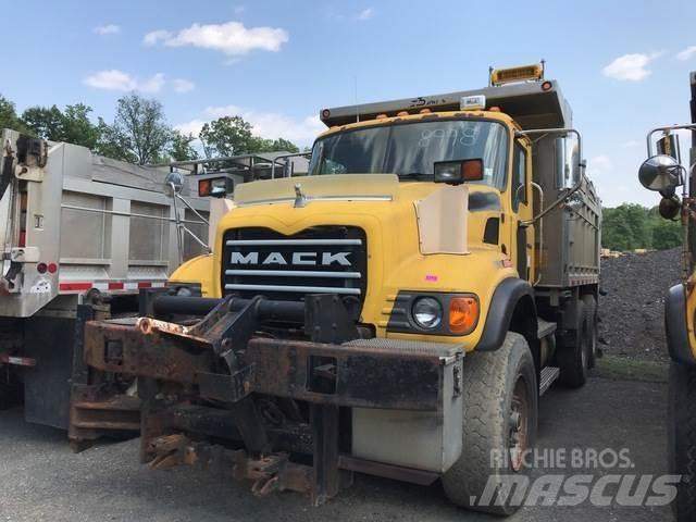Mack CV700 Lumesahad