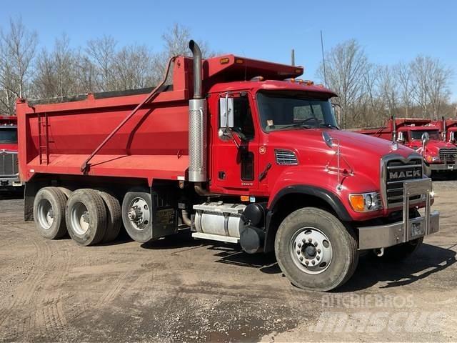 Mack CV713 Kallurid