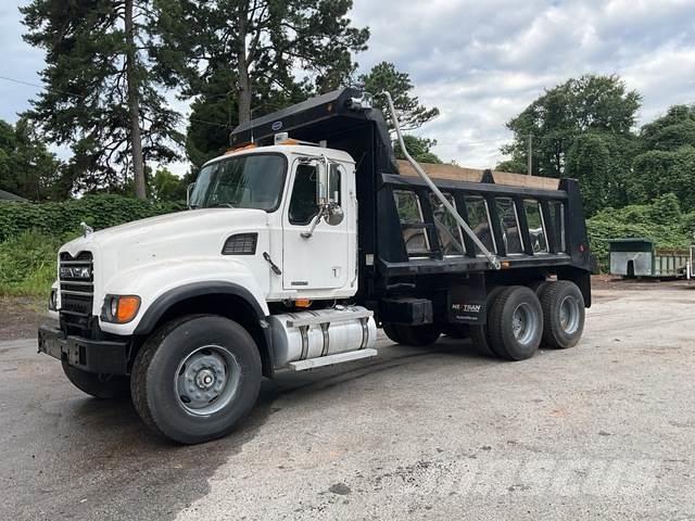 Mack CV713 Kallurid