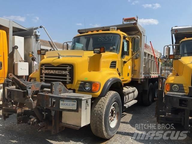 Mack CV713 Lumesahad