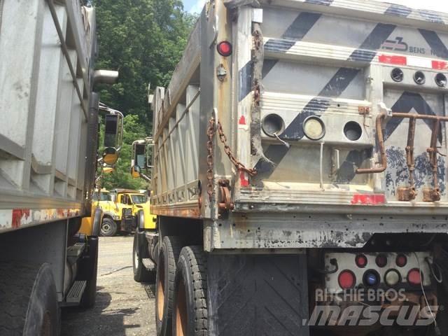 Mack CV713 Liivapuisturid ja soolapuisturid