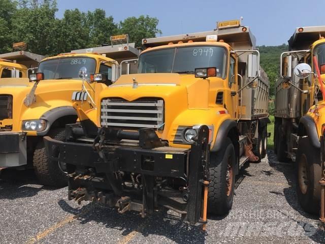 Mack CV713 Lumesahad