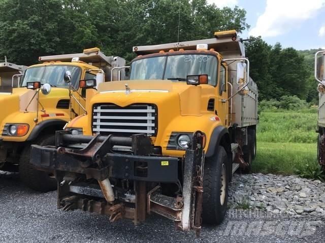 Mack CV713 Lumesahad